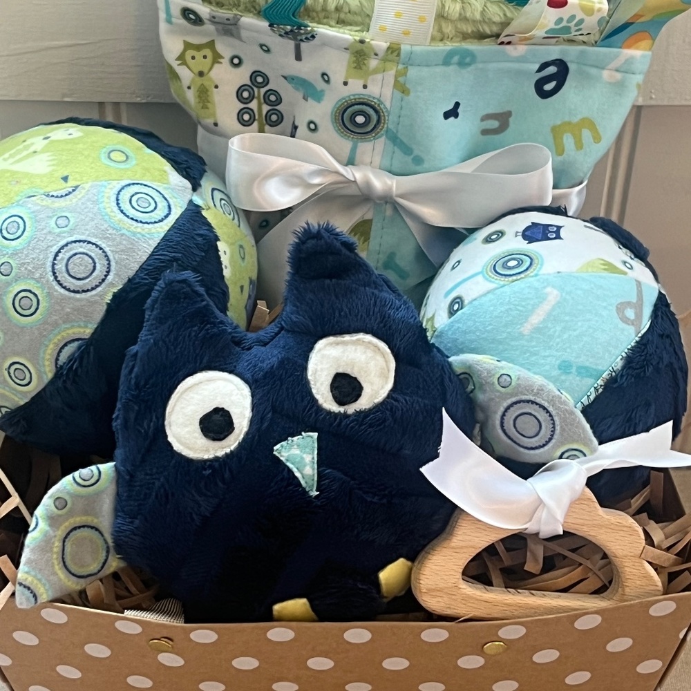 Owl jingle plushy w/ coordinating ball plushes and sensory blanket Handmade